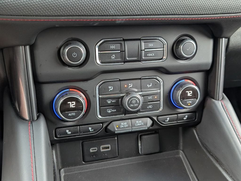 Used 2024 Summit White Chevrolet RST image 9