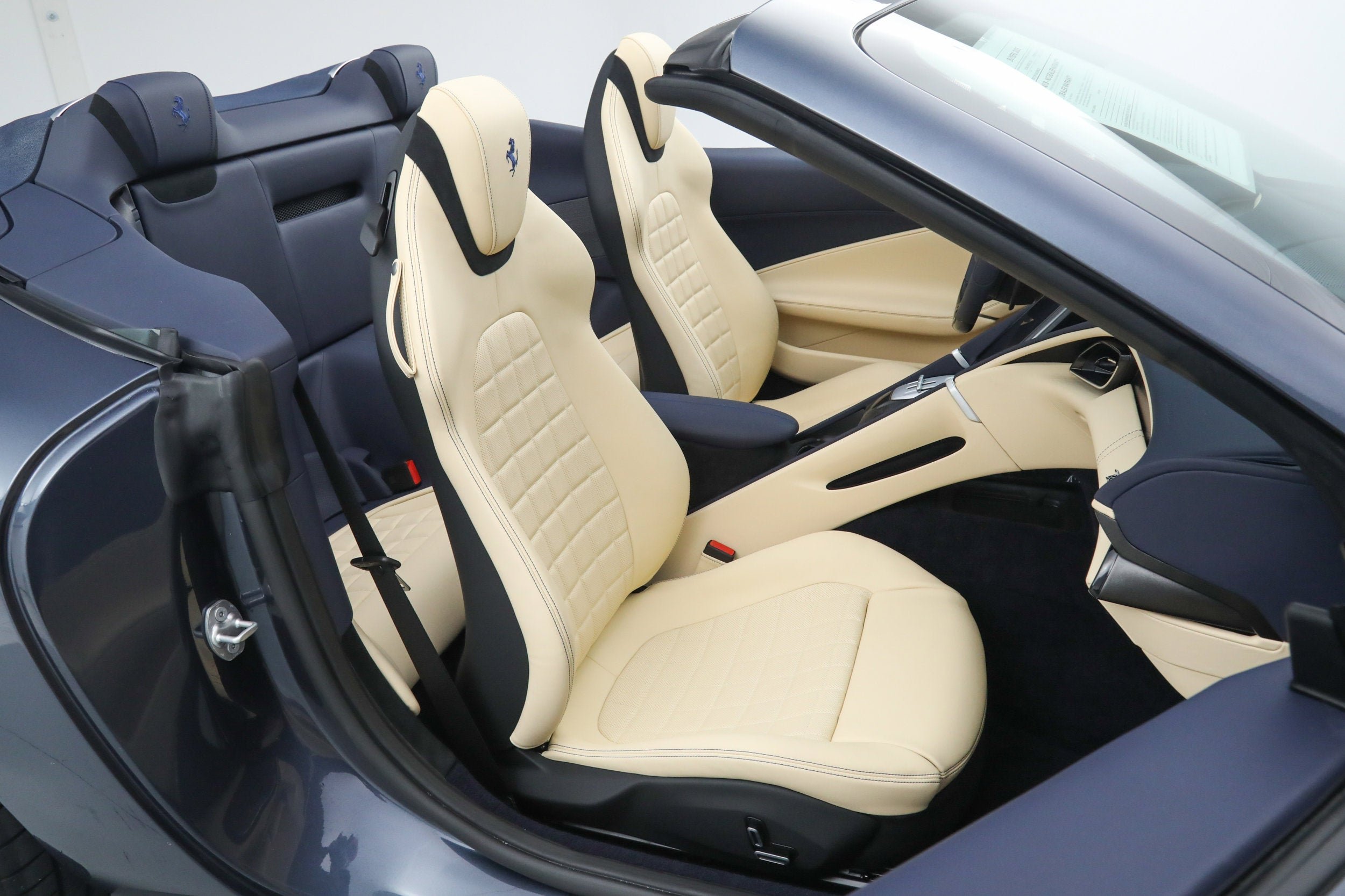 Certified Used 2025 Blu Roma Ferrari  image 22