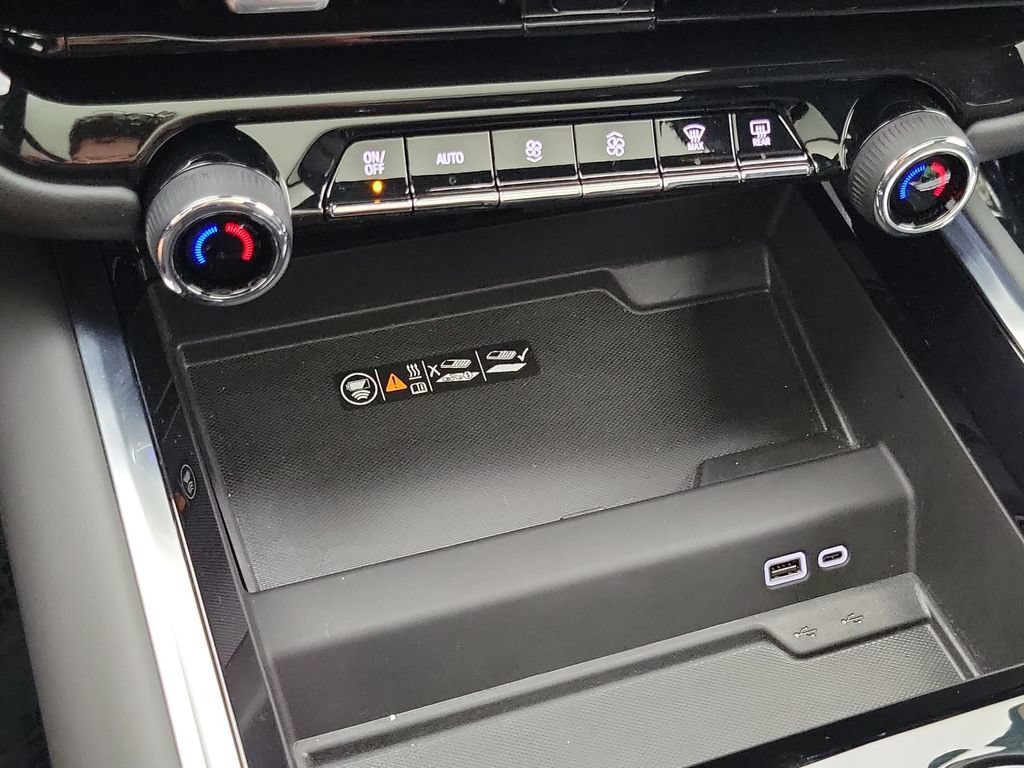 2025 Chevrolet Tahoe High Country - Photo 19