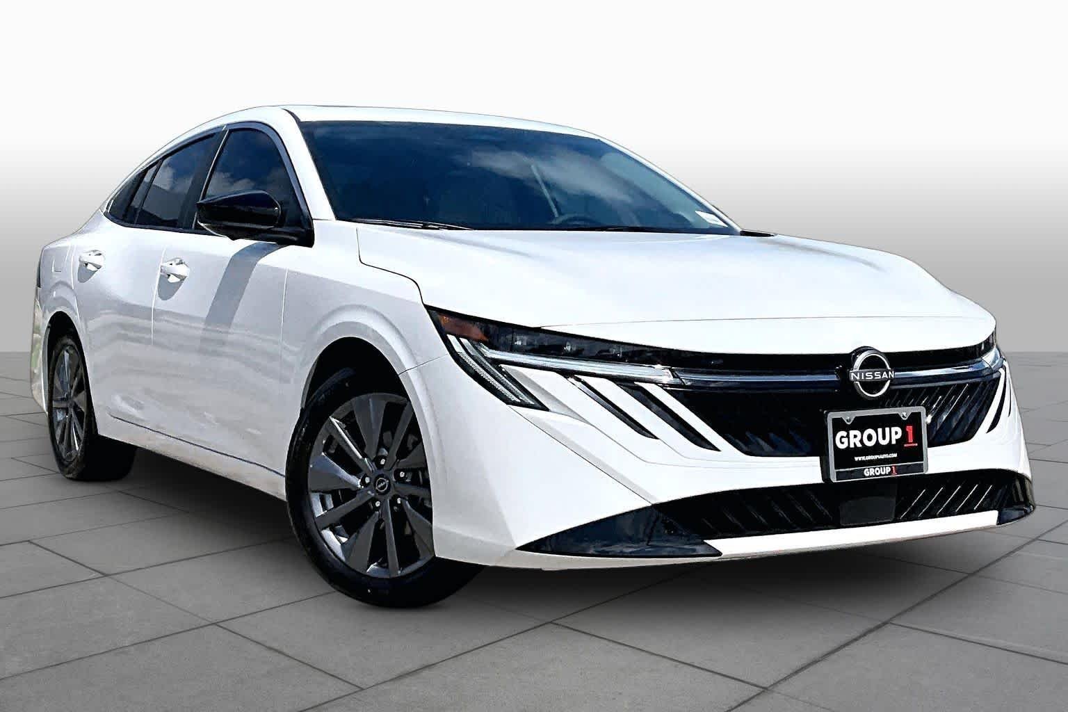 Used 2026 Aspen White Tricoat Nissan SL image 3