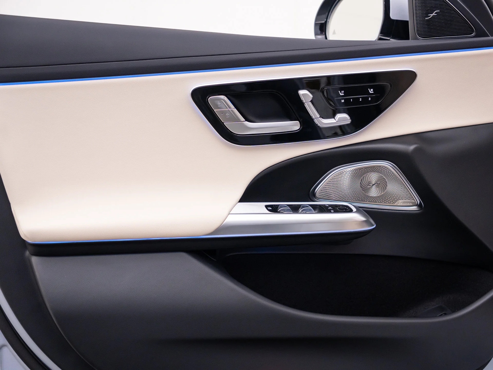 New 2027 Silver Mercedes-Benz E 350 image 14