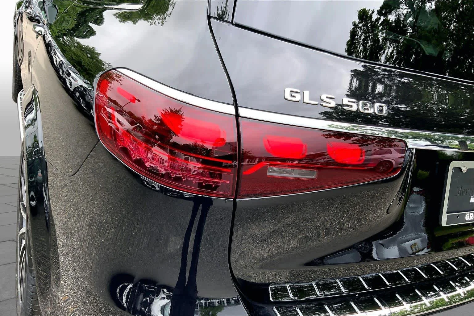 New 2026 Obsidian Black Metallic Mercedes-Benz GLS 580 image 18