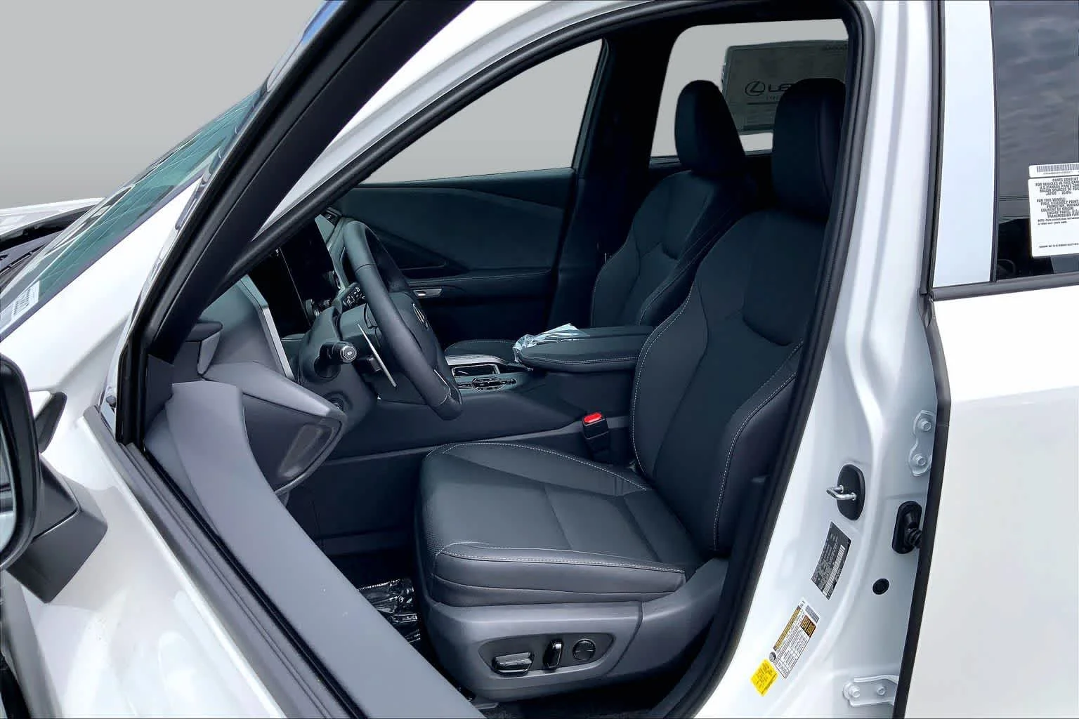 New 2026 Wind Chill Pearl Lexus PREMIUM AWD image 9