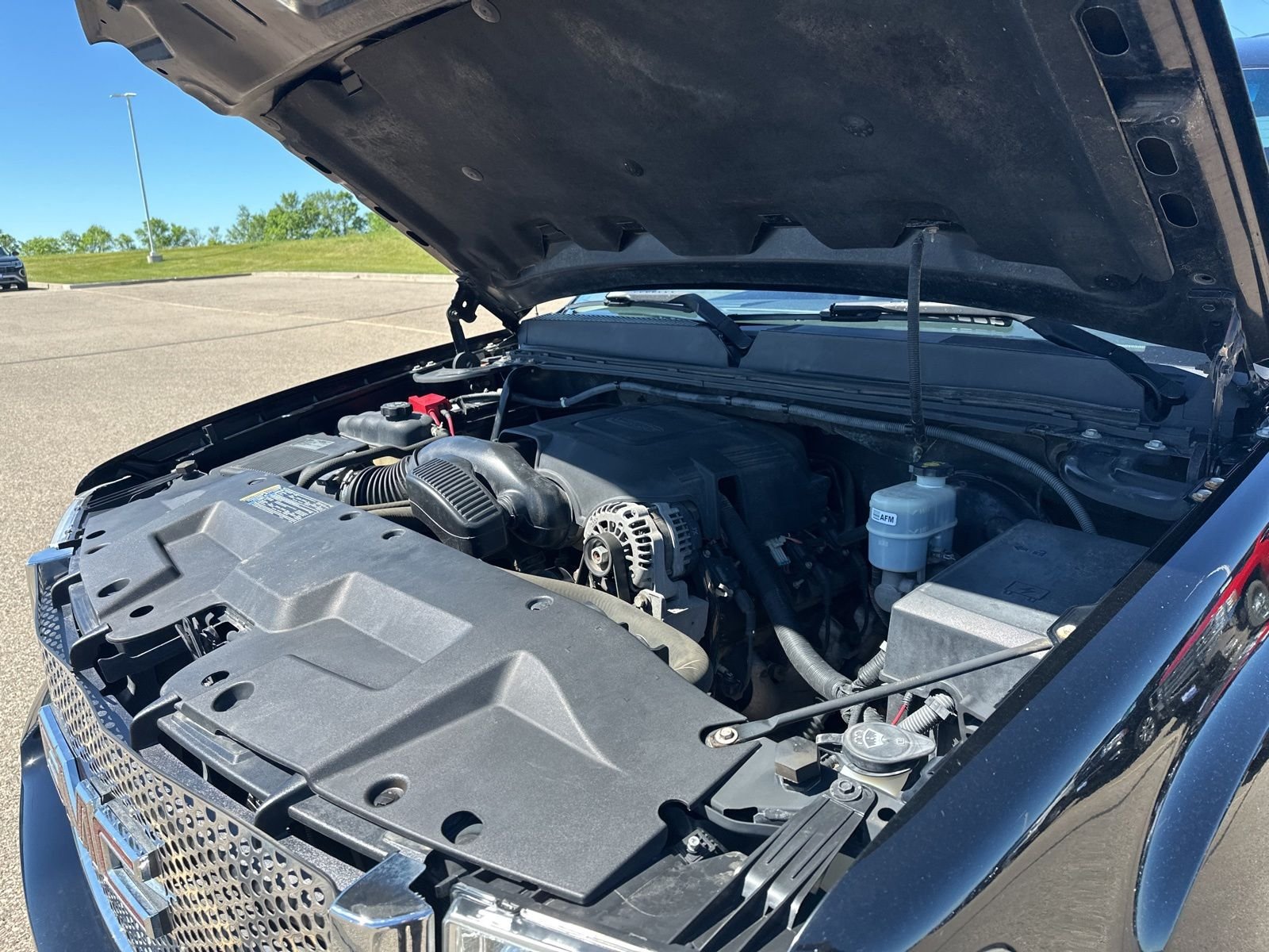 Used 2010 Black GMC SLT image 40