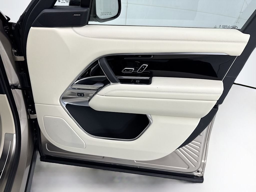 New 2026 Batumi Gold Land Rover SE image 25