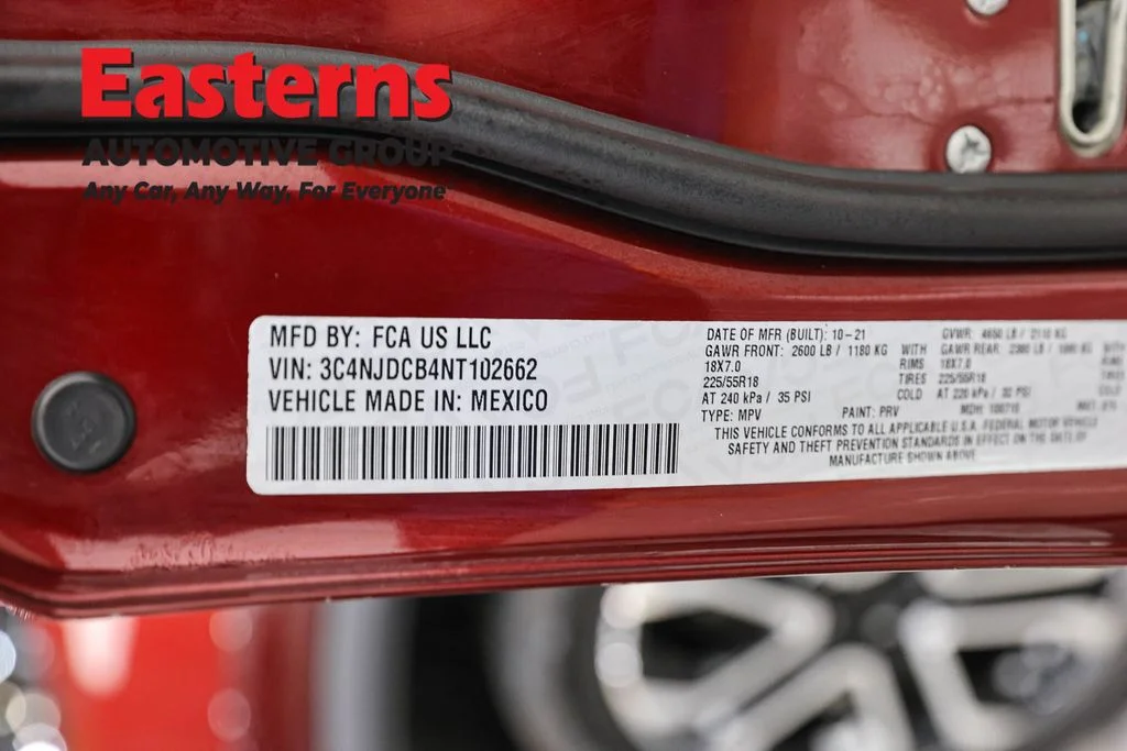Used 2022 Red Jeep Limited image 38