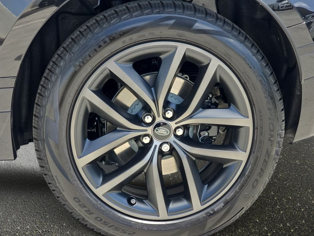 New 2026 Santorini Black LAND ROVER  image 34