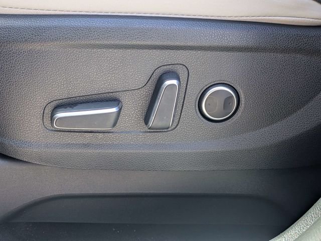 Used 2023 Gray Hyundai SEL image 21