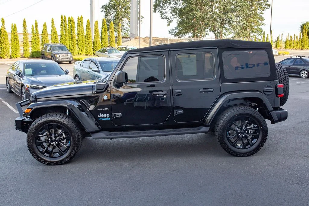 Used 2022 Black Clearcoat Jeep Unlimited Sahara 4xe image 8
