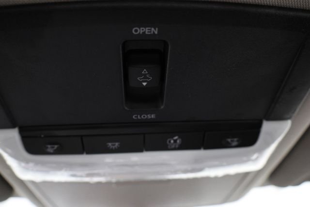 New 2026 Gray Nissan 2.5 SR image 28