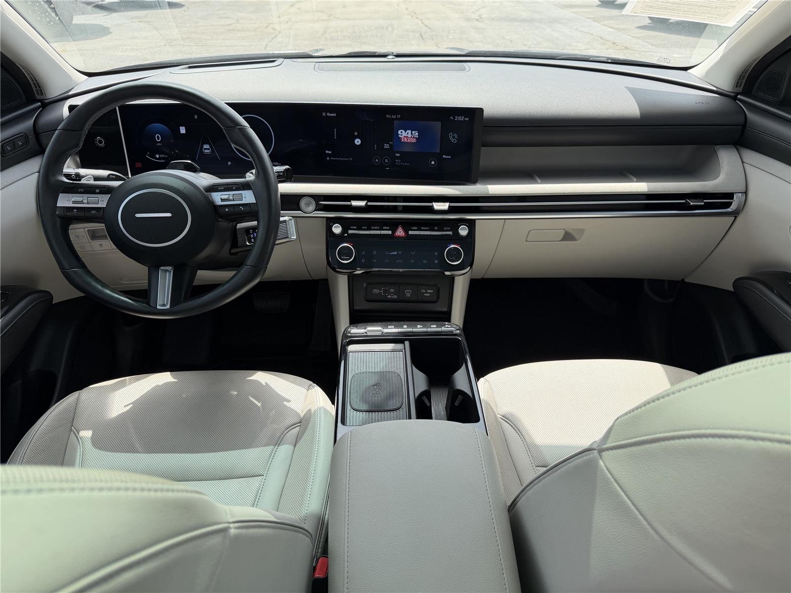 Used 2025 Atlantis Blue Hyundai Limited image 19