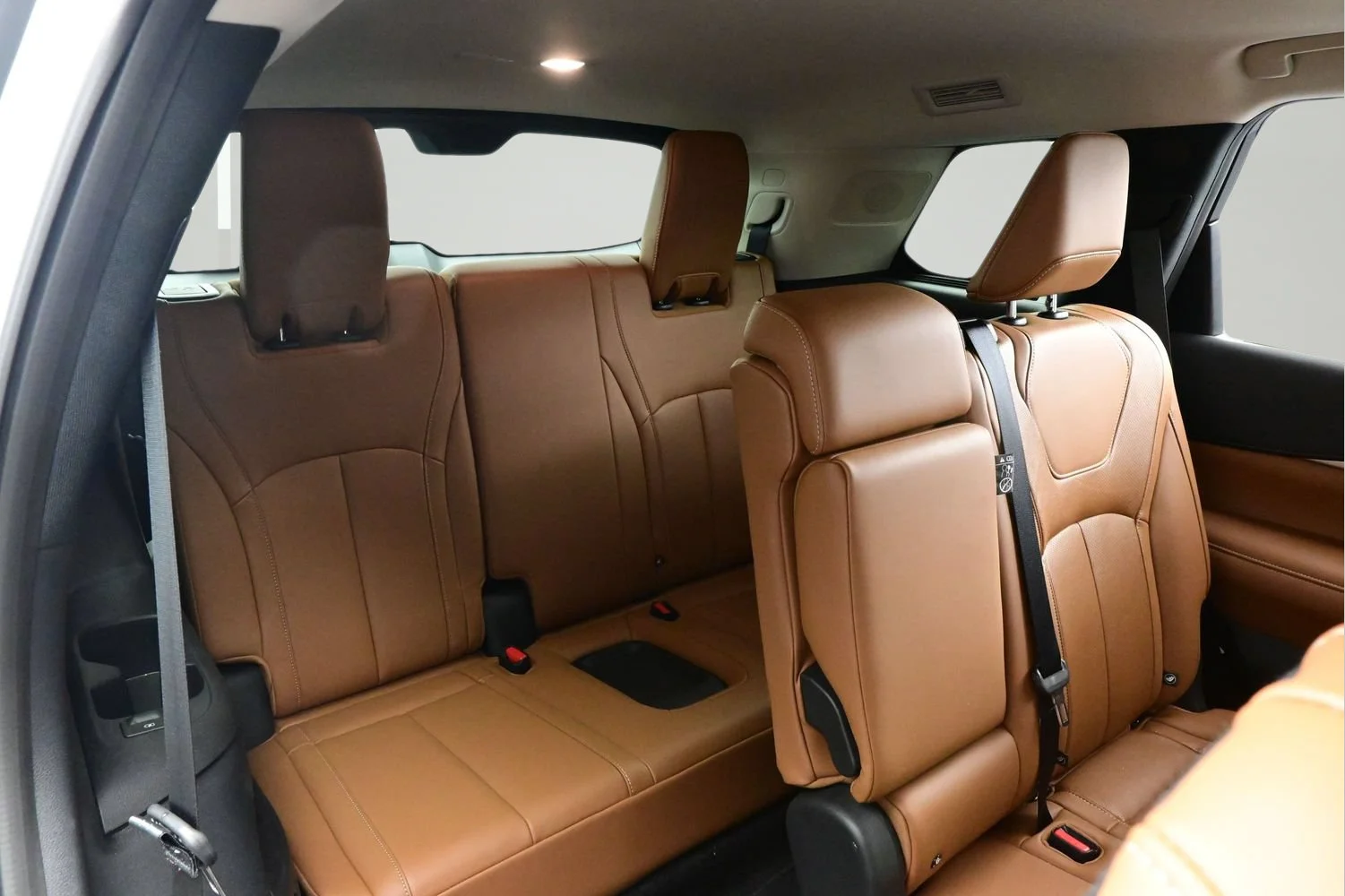 Used 2025 Majestic White INFINITI SENSORY image 14