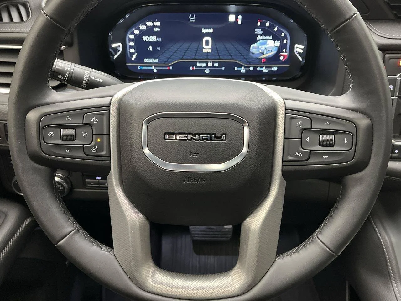 2023 GMC Yukon Denali - Photo 14
