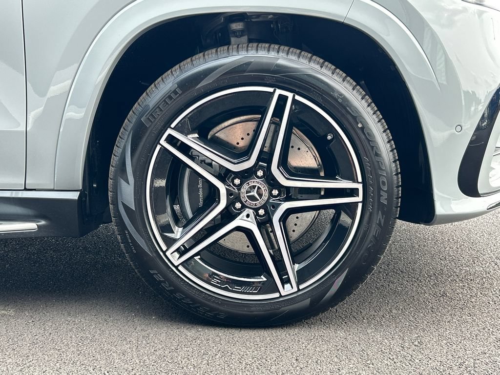 New 2026 MANUFAKTUR Alpine Grey Mercedes-Benz GLS 450 image 77