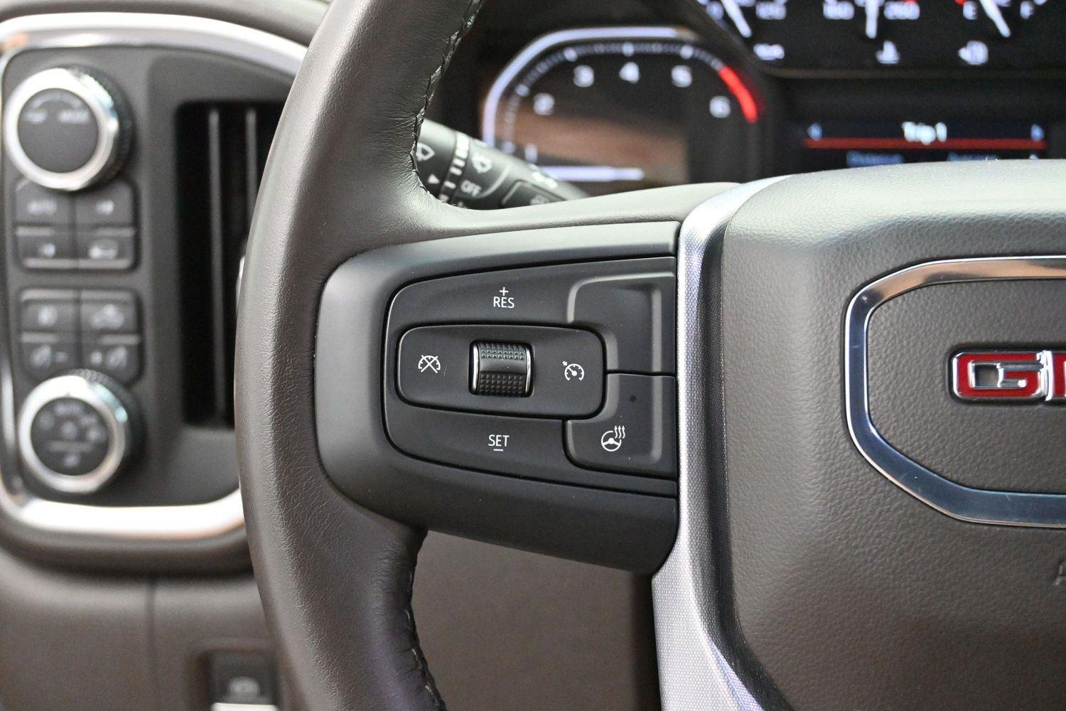 Used 2022 Summit White GMC SLT image 17