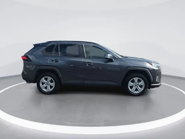 Used 2021 Gray Toyota XLE image 9