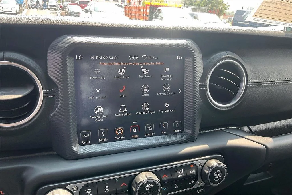 Used 2018 Black Jeep Unlimited Sahara image 35