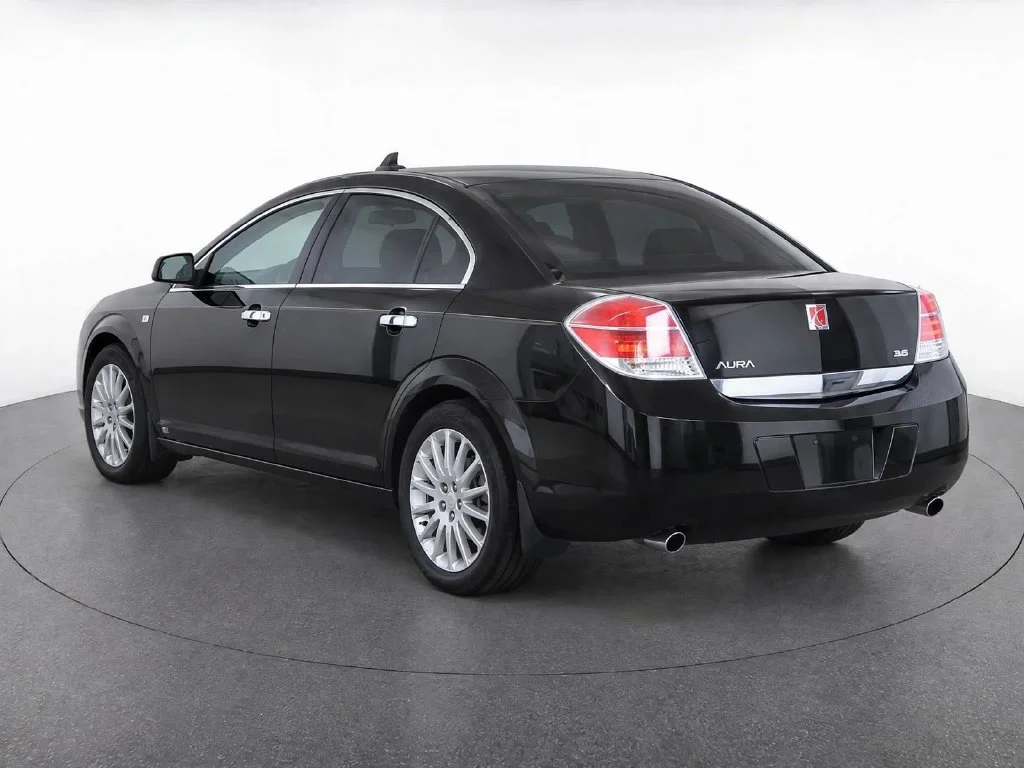 Used 2009 Black Saturn XR image 4