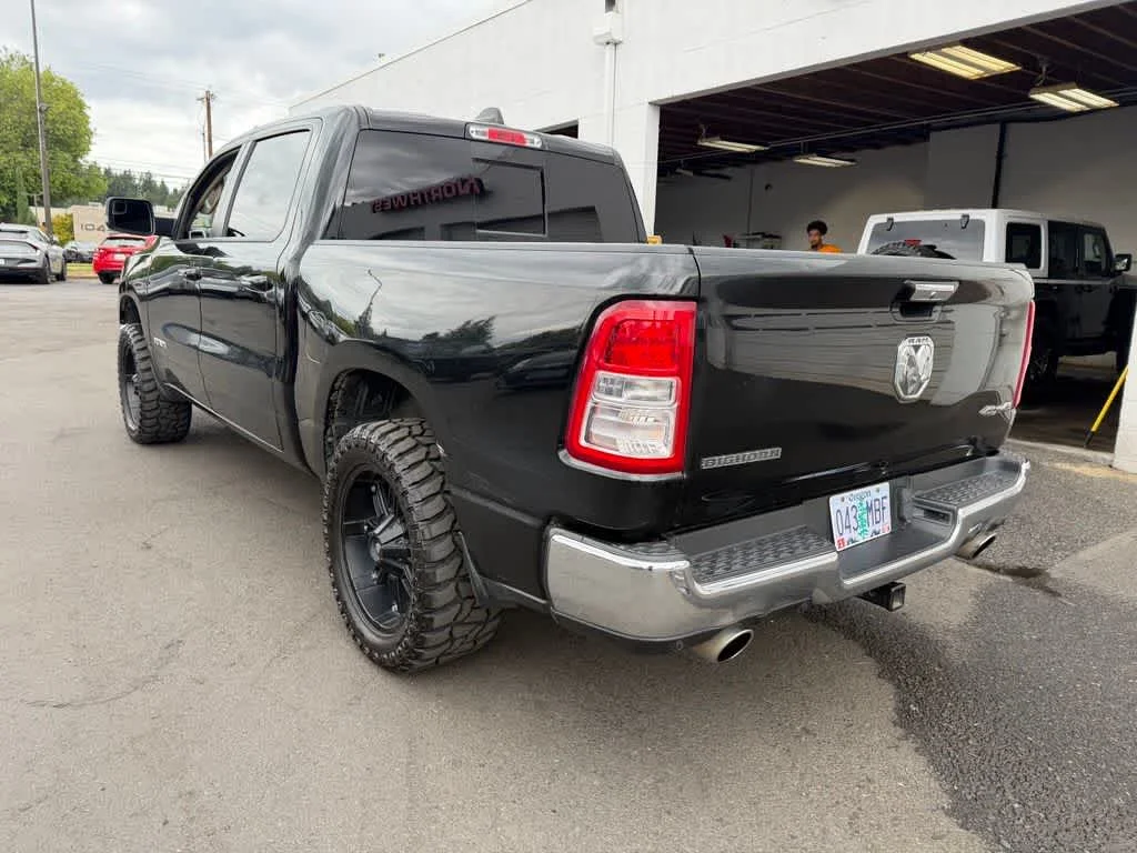 Used 2019 Diamond Black Crystal Pearlcoat Ram Big Horn/Lone Star image 5