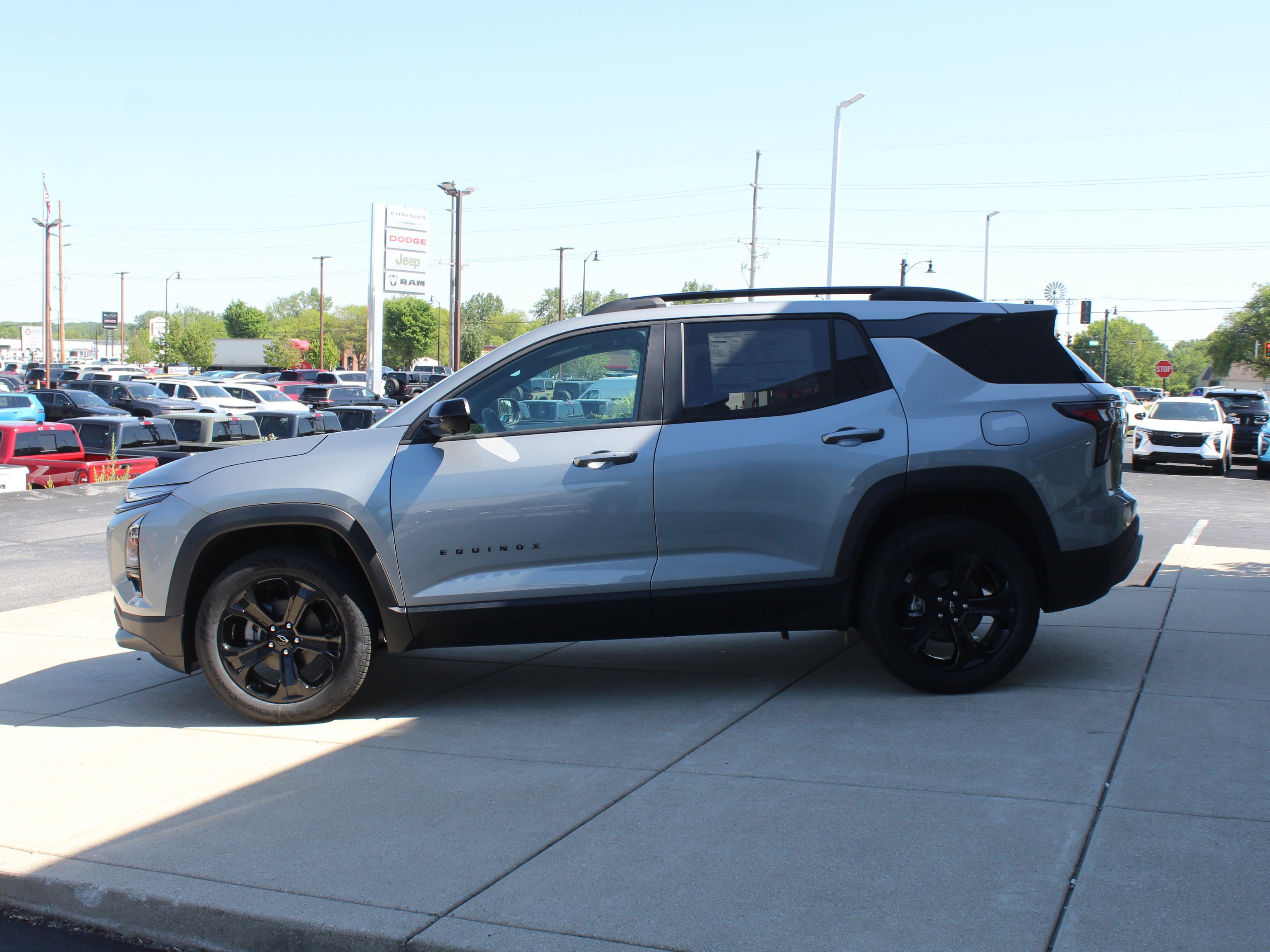 2026 Chevrolet Equinox LT - Photo 6