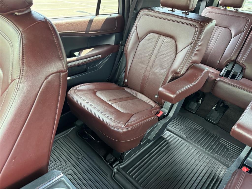 Used 2022 Dark Matter Metallic Ford Limited image 16