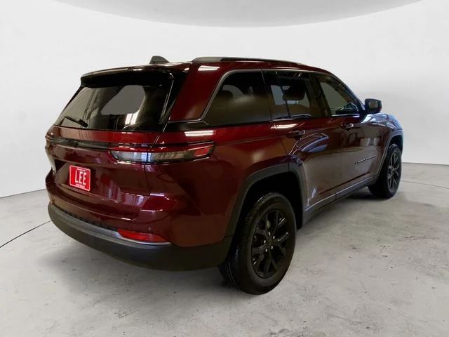New 2026 Red Jeep Altitude image 6