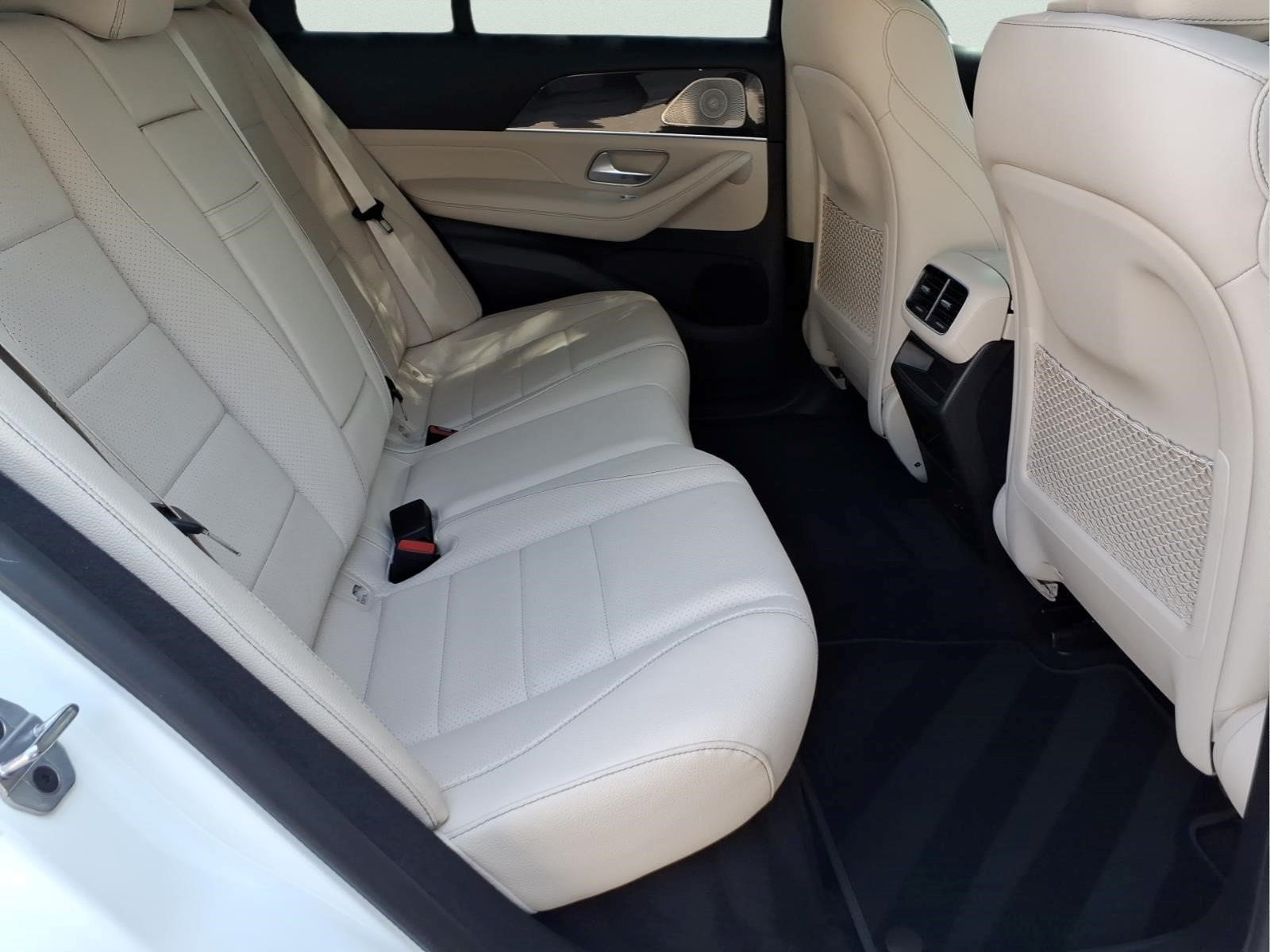 Certified Used 2022 Polar White Mercedes-Benz GLE 350 4MATIC® SUV image 28