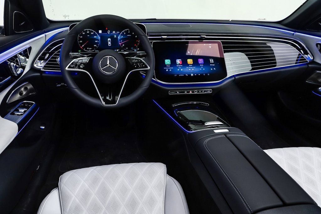 2026 Mercedes-Benz E-Class E350 - Photo 22