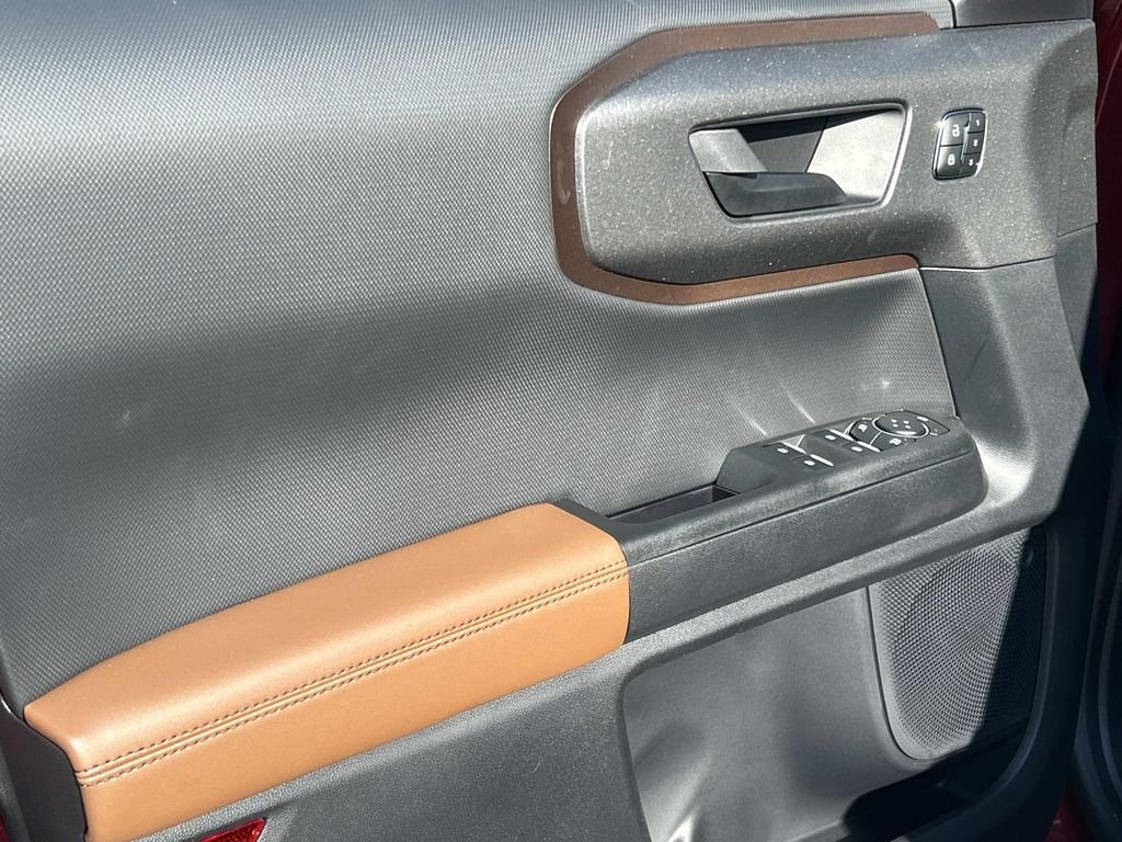 New 2026 Ruby Red Metallic Tinted Clearcoat Ford Outer Banks® image 17