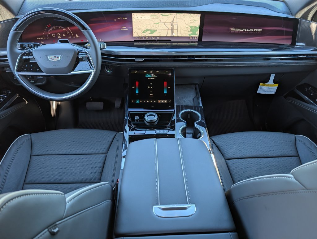 New 2027 Deep Sea Metallic Cadillac Sport image 19