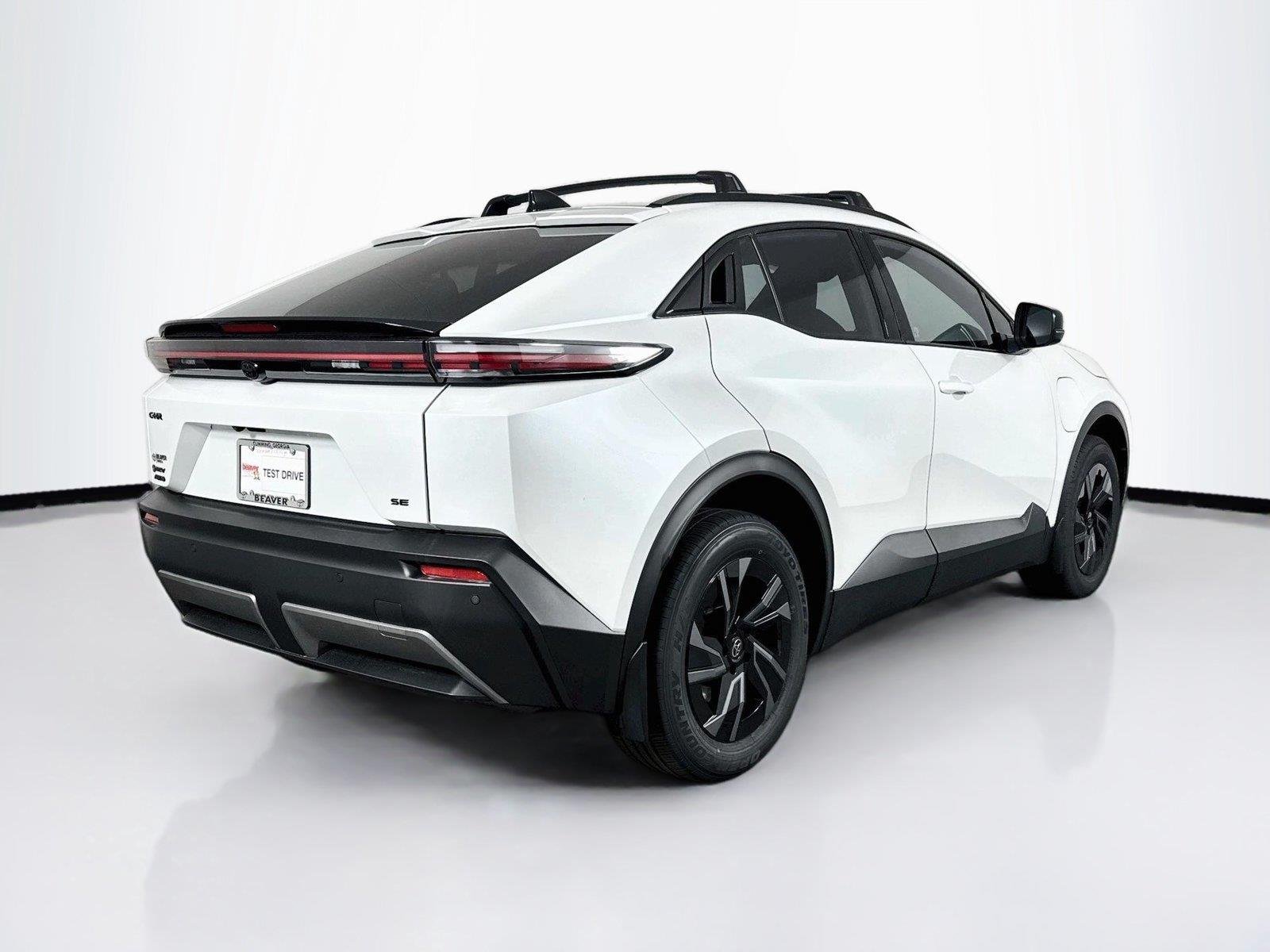 New 2026 Wind Chill Pearl Toyota SE image 2