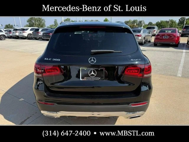 Used 2022 Black Mercedes-Benz GLC 300 image 8