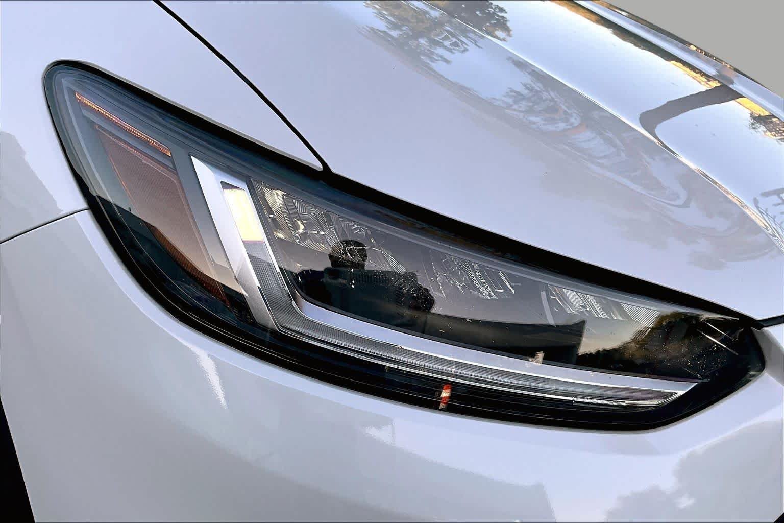 Used 2025 Platinum White Pearl Honda Sport image 28