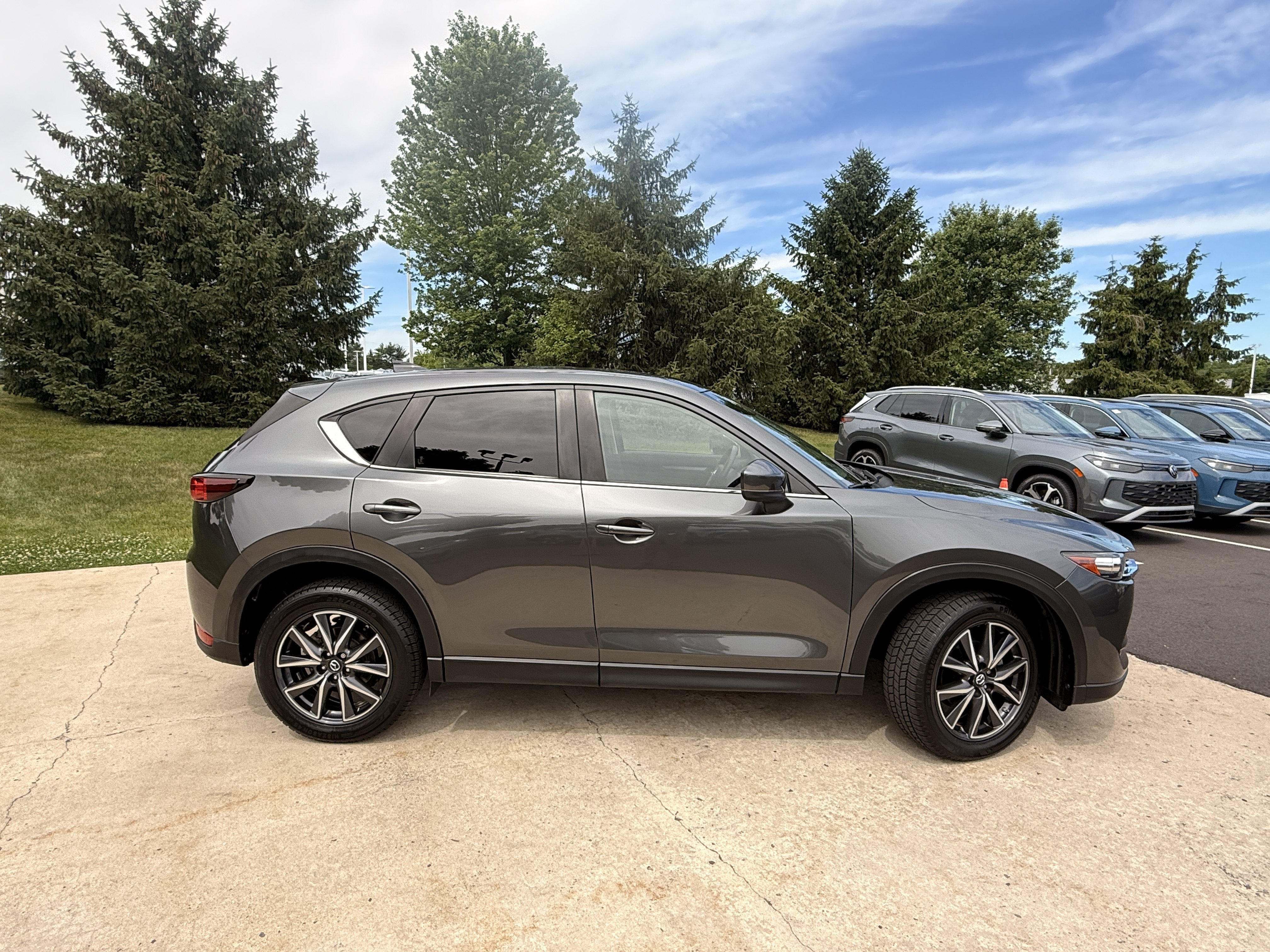 Used 2018 Machine Gray Metallic Mazda Touring image 16