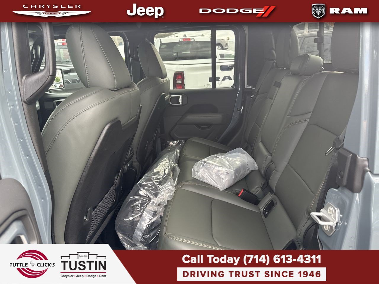 New 2026 Anvil Clear-Coat Exterior Paint Jeep Mojave X image 25