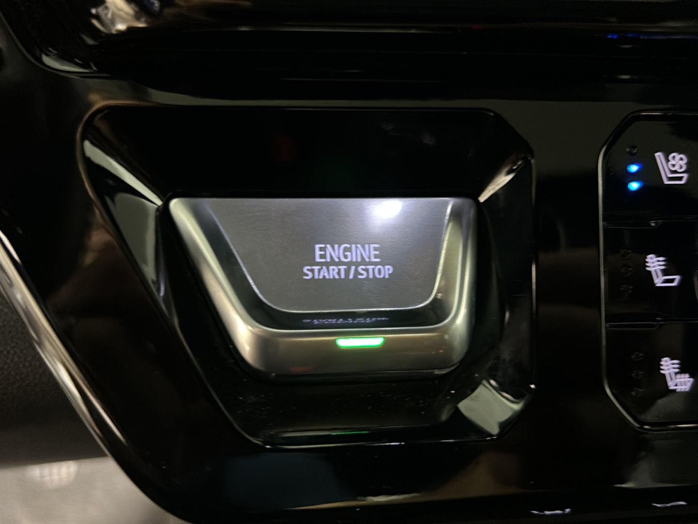 Used 2024 Onyx Black GMC AT4 image 28