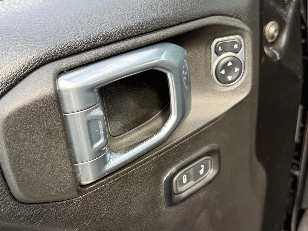 Used 2021 Black Jeep Willys image 15