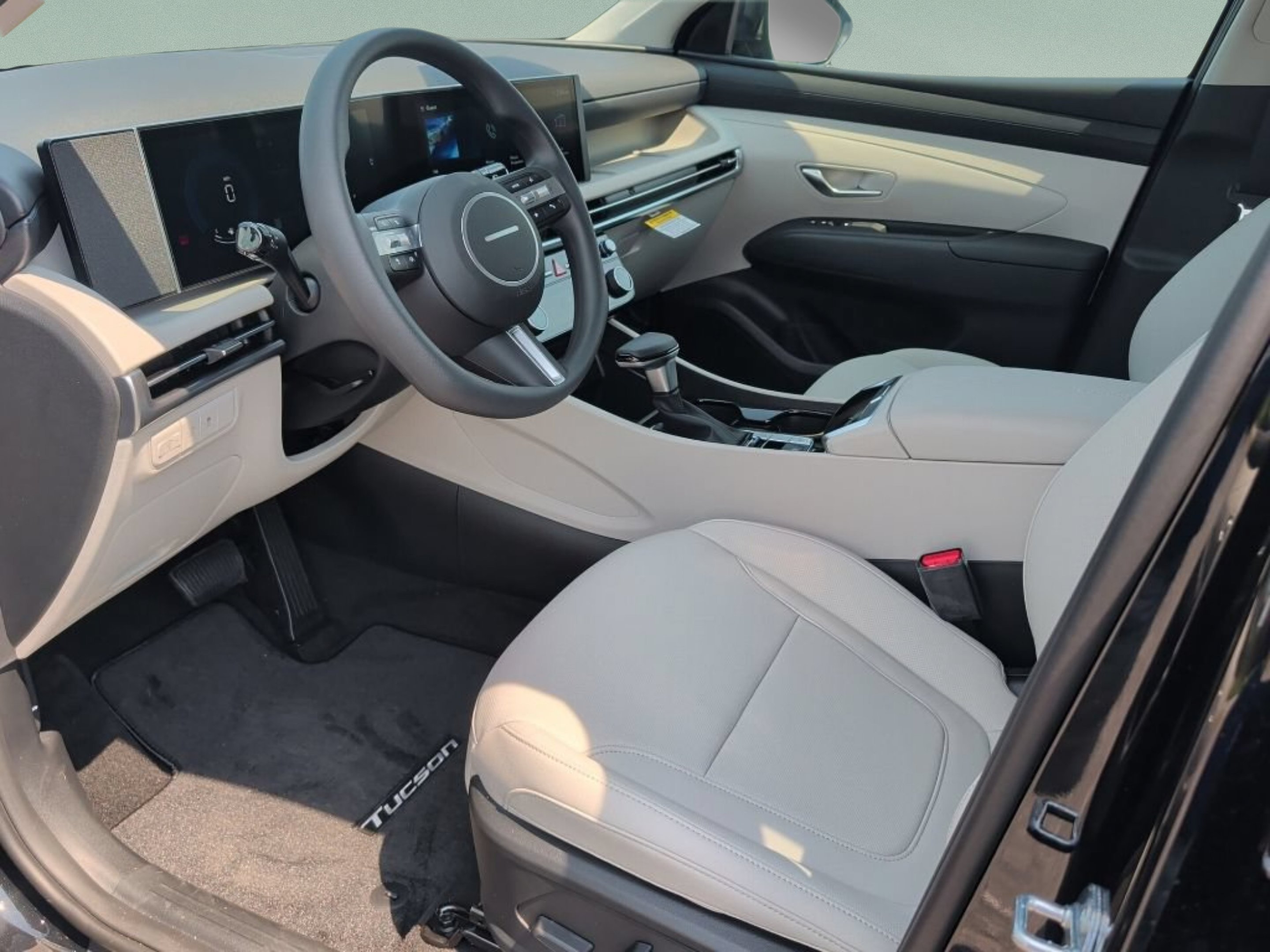 New 2026 Phantom Black Hyundai SEL Plus image 32
