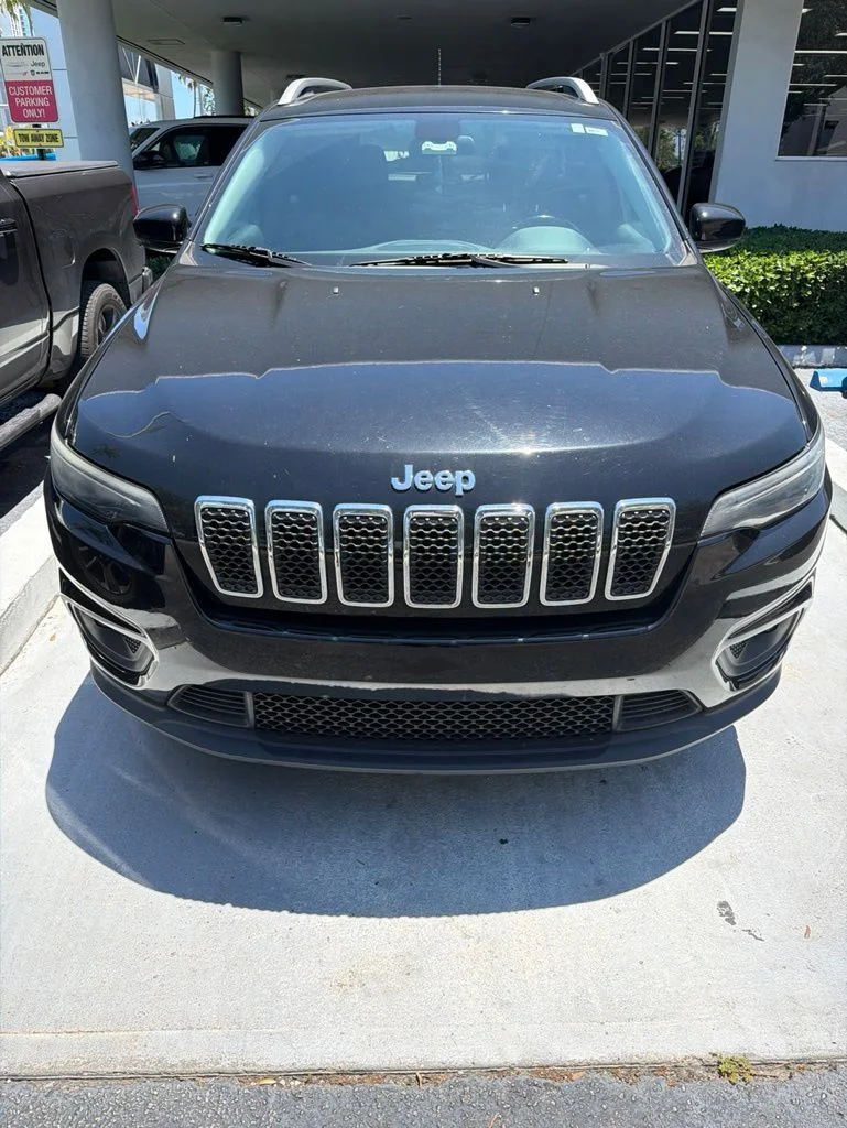 Used 2019 Jeep Cherokee Latitude Plus with VIN 1C4PJLLB1KD318733 for sale in North Miami Beach, FL