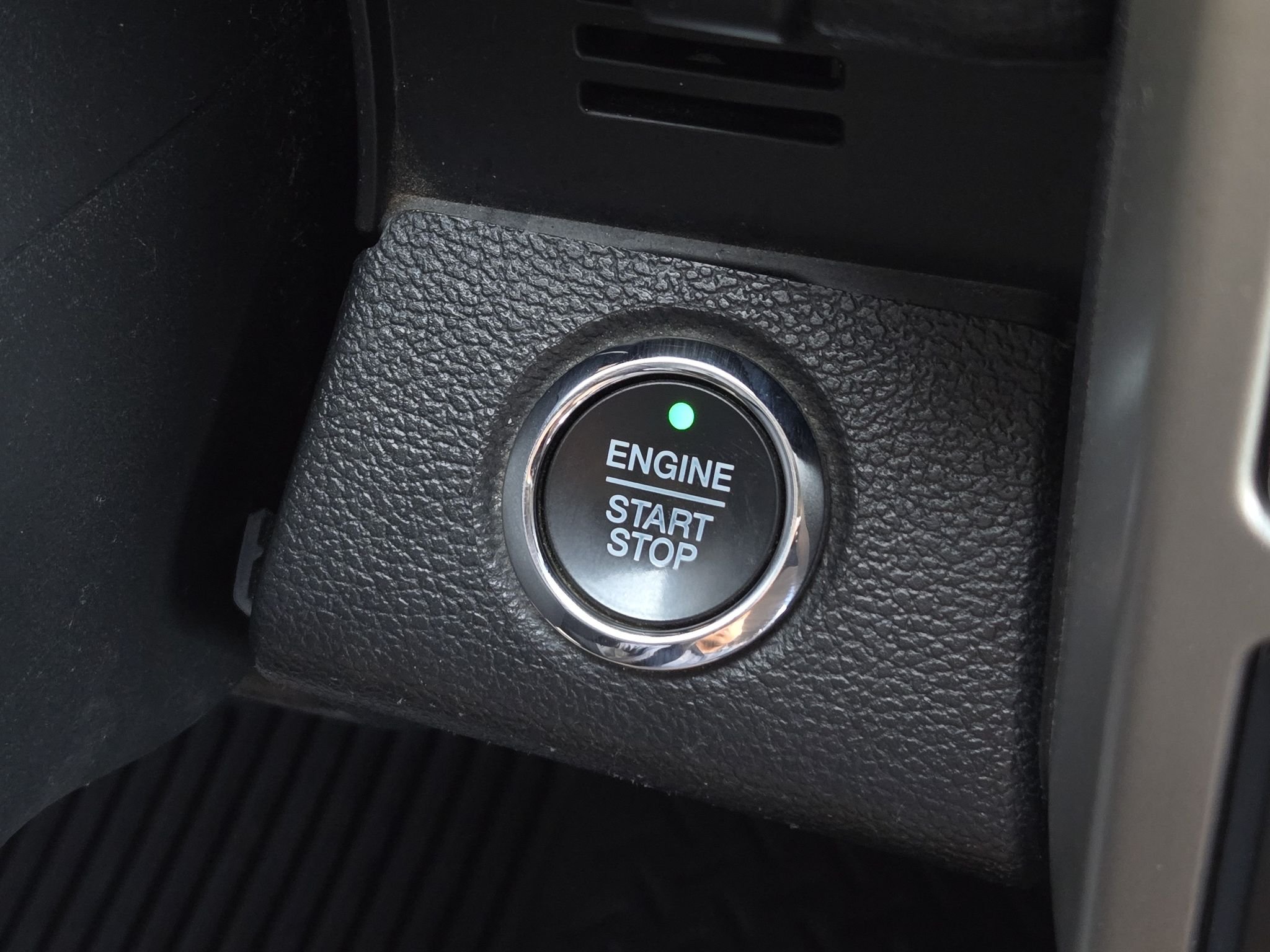 Used 2020 Oxford White Ford LARIAT image 20