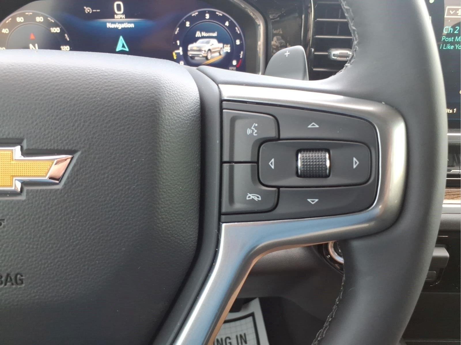 New 2026 Summit White Chevrolet LT image 20