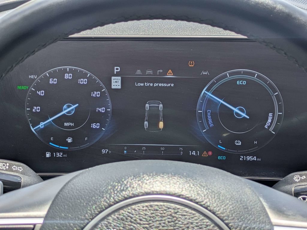 Used 2024 Gray Kia X-Line Prestige image 32