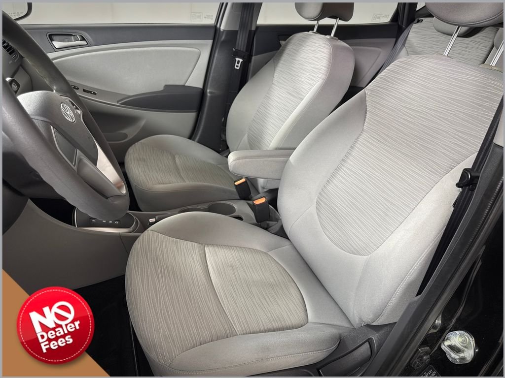 2016 Hyundai Accent SE - Photo 8