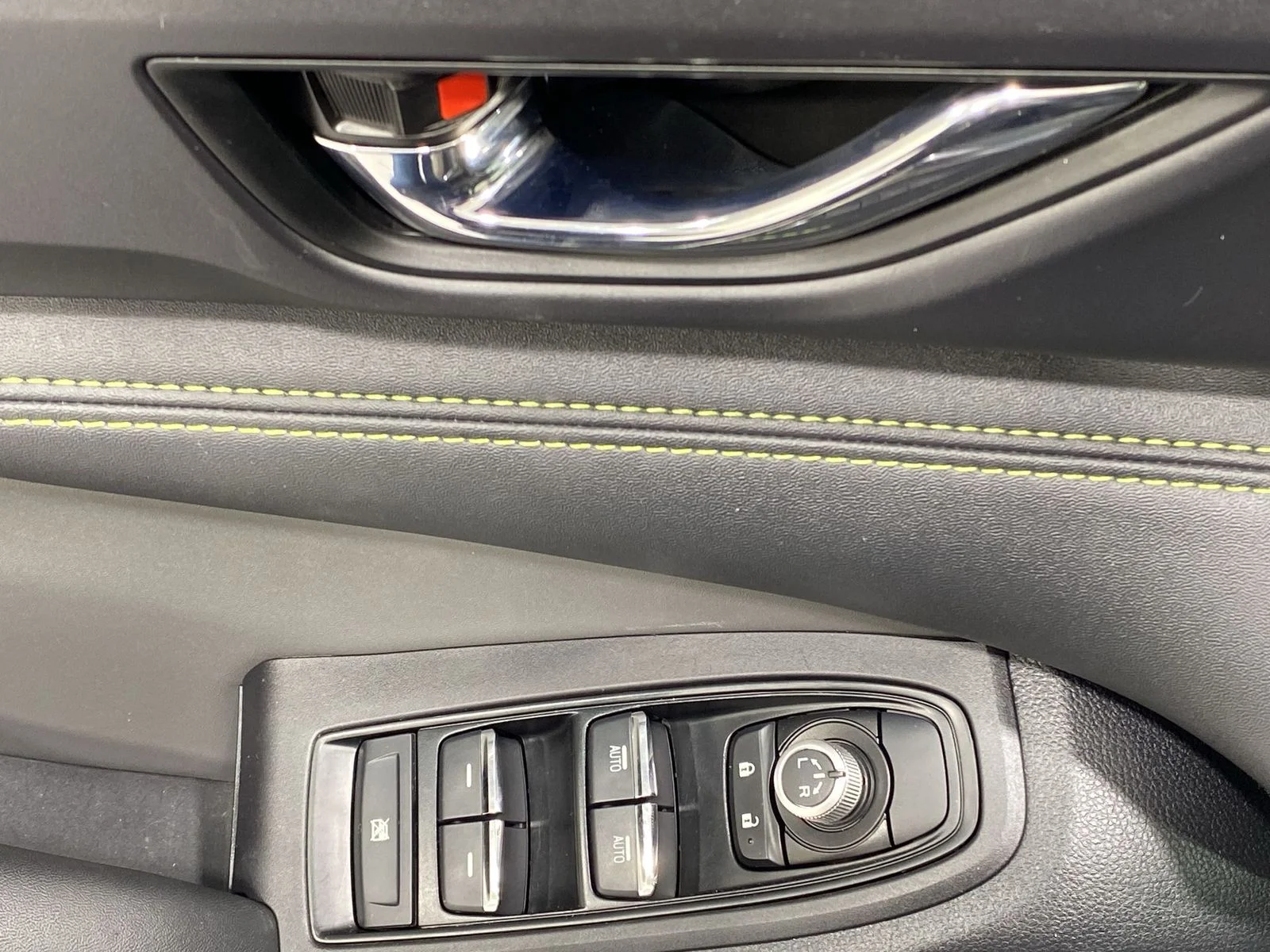 2024 Subaru Ascent Onyx Edition - Photo 13