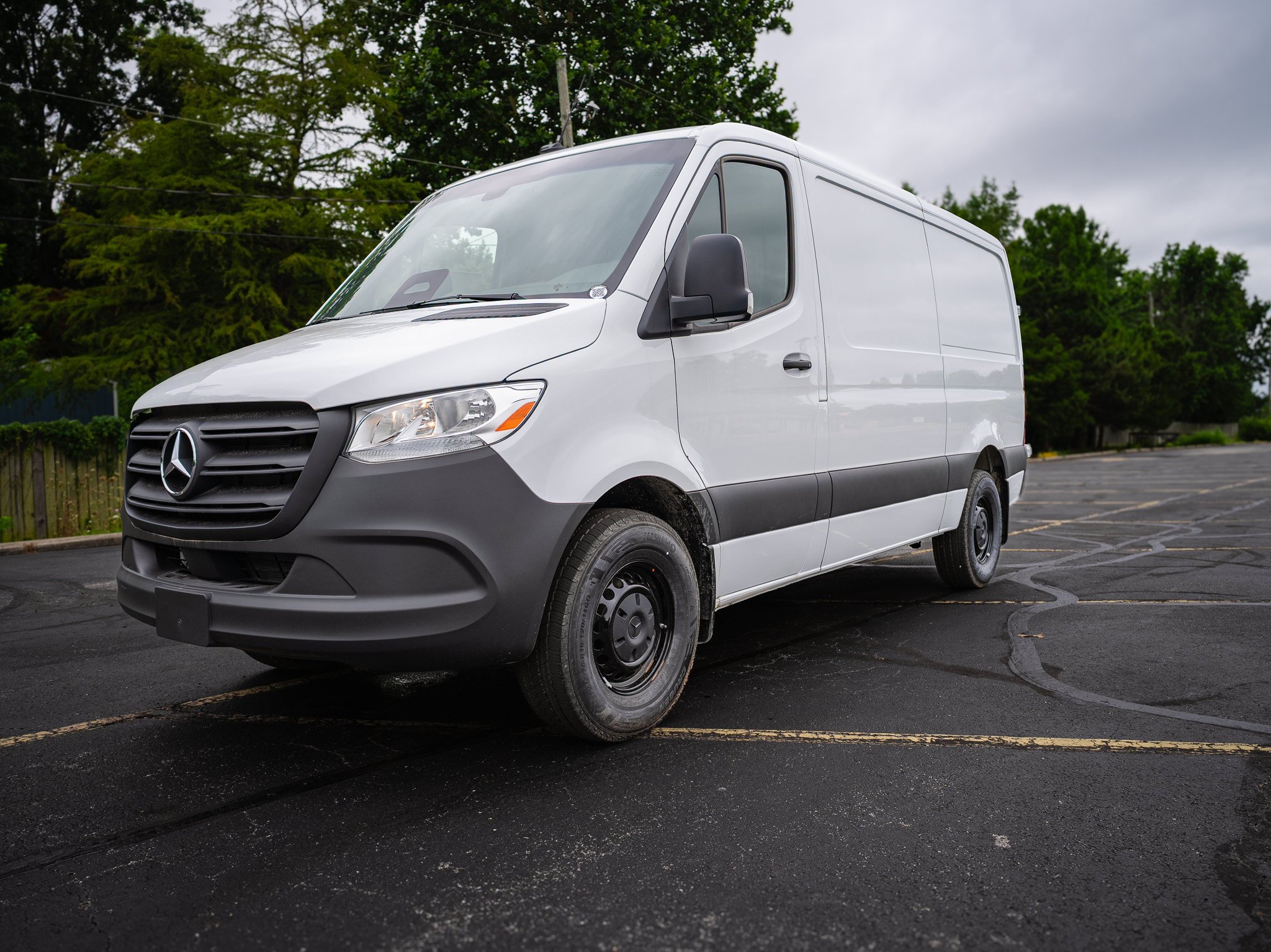 New 2026 ARCTIC WHITE Mercedes-Benz  image 8