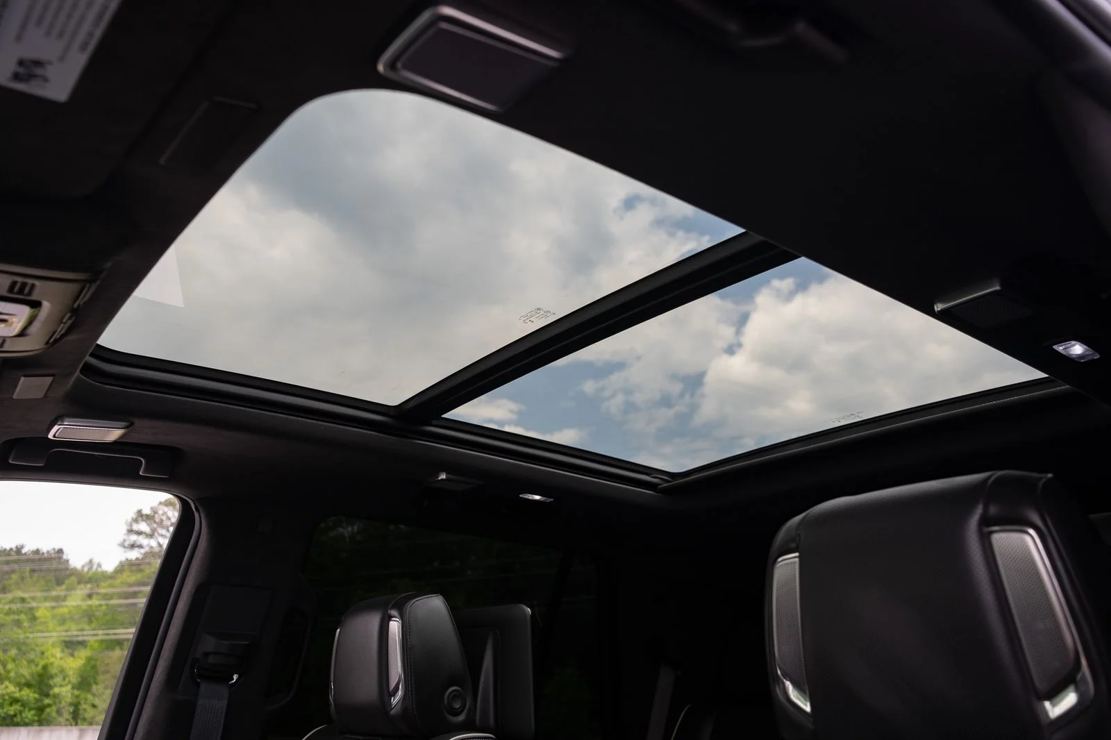 Used 2025 Black Raven Cadillac V-Series image 33