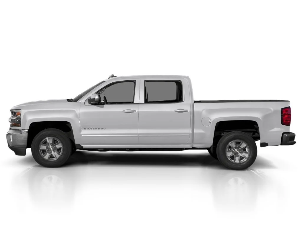Used 2016 SILVER ICE METALLIC Chevrolet LT image 3