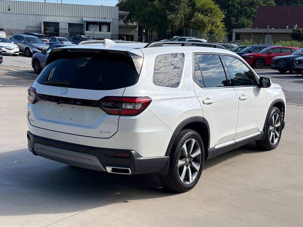 2025 Honda Pilot Elite - Photo 27