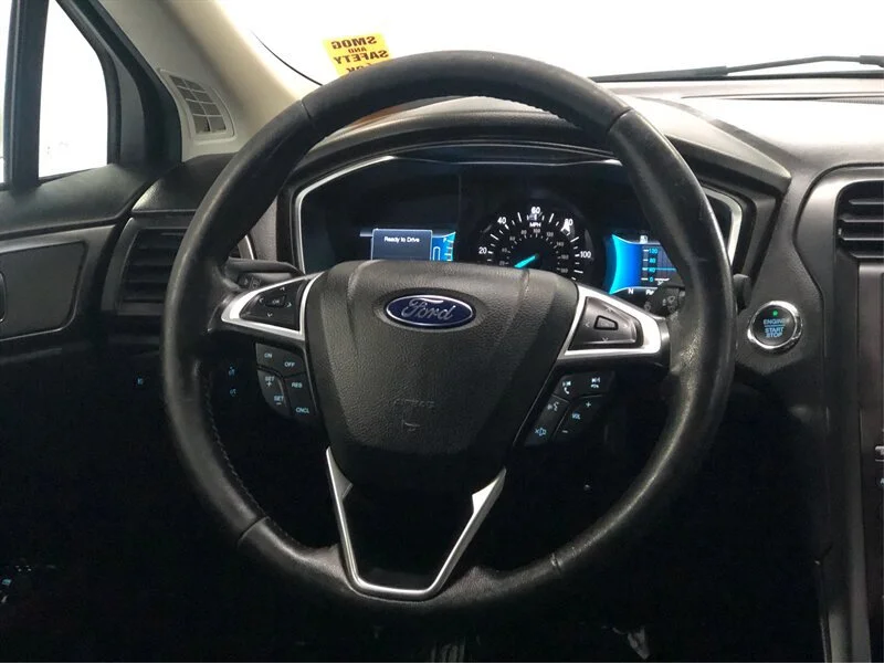 Used 2018 Oxford White Ford Titanium image 16