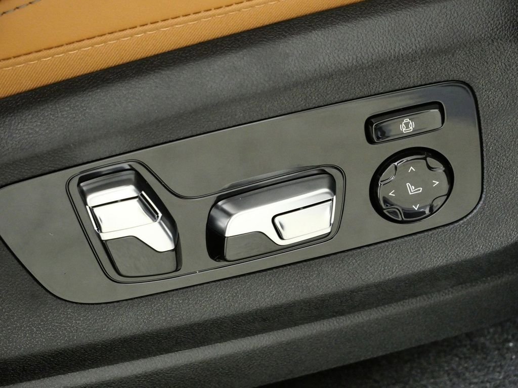 Used 2026 Brooklyn Grey Metallic BMW xDrive50e image 23